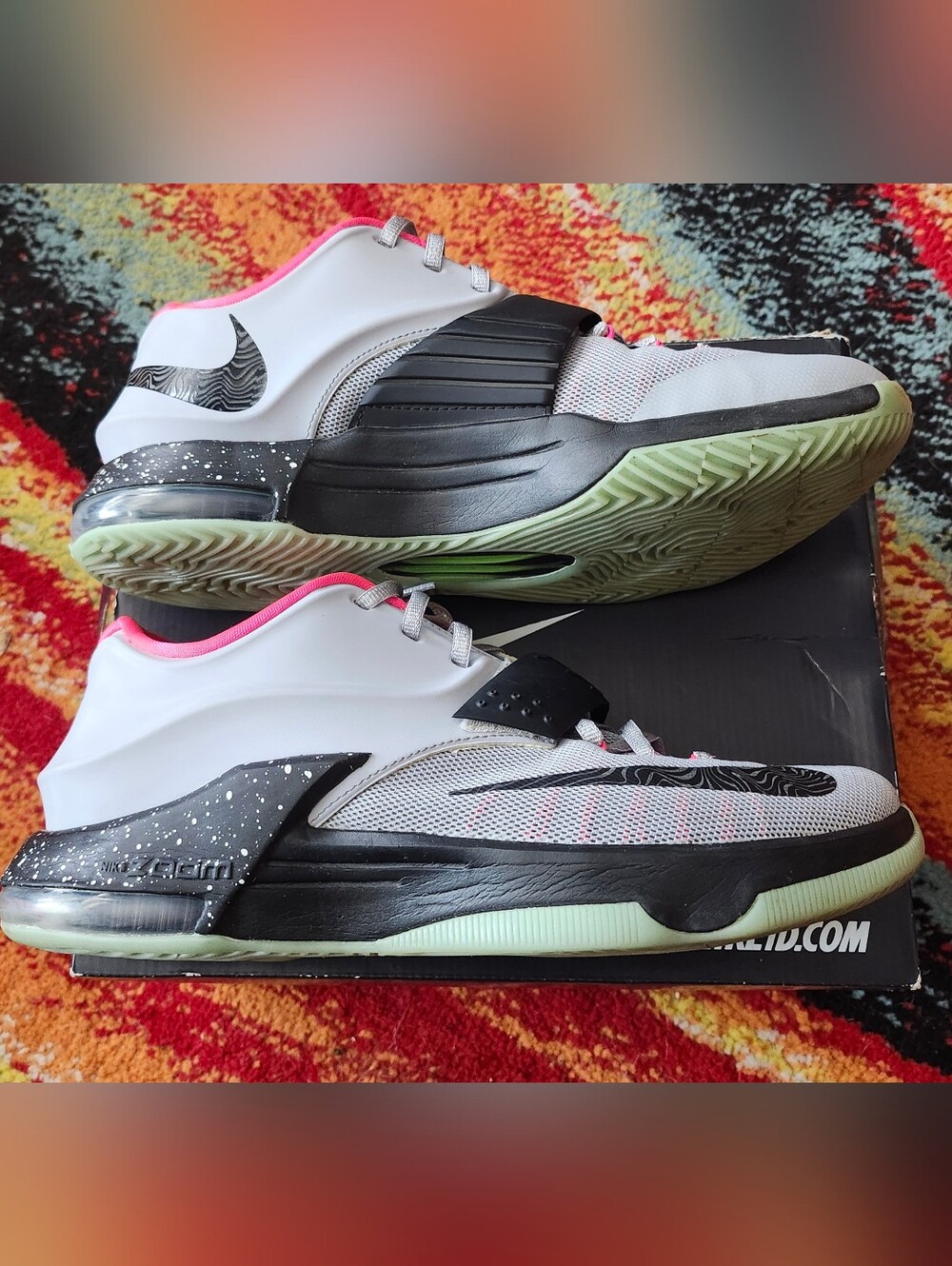 Customized Nike ID creation of the Nike KD 7 Silhouette with Yeezy Inspiration